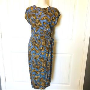 Vintage Caroline Wells Blue Floral Wrap Dr…